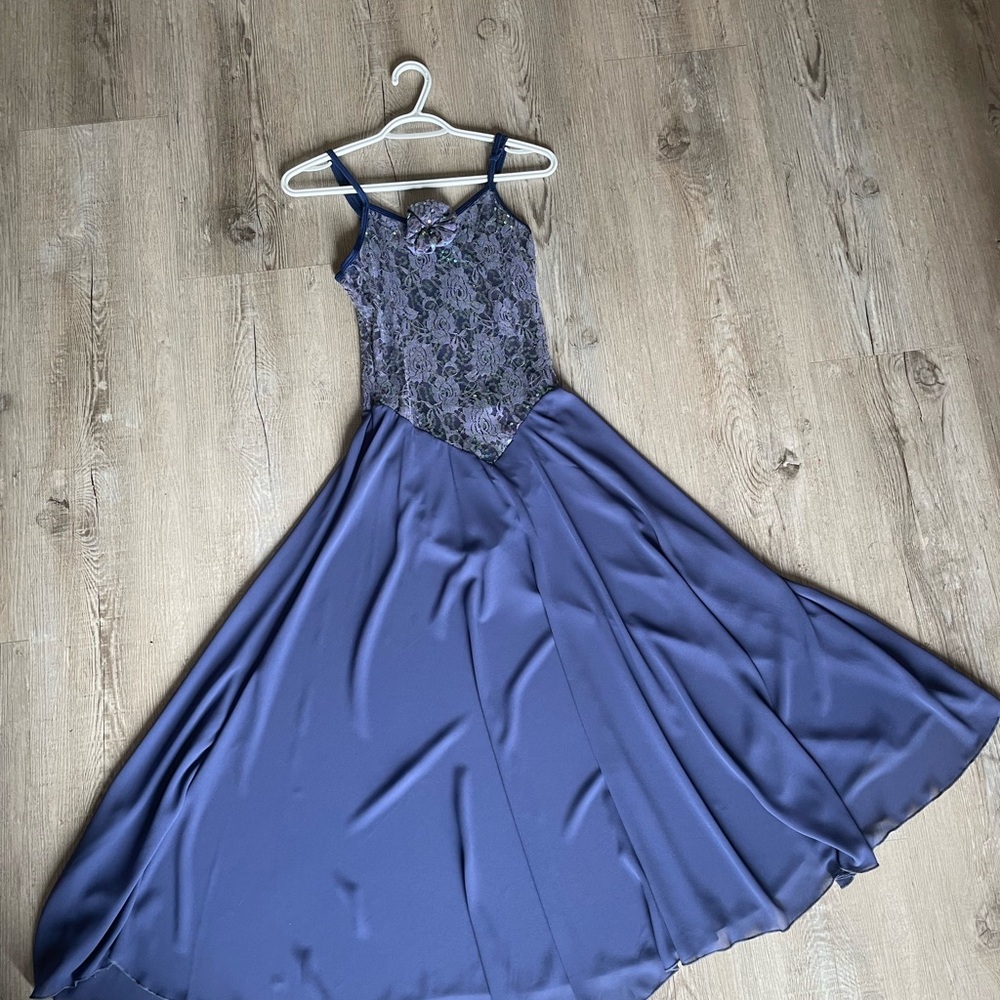 Elegant Blue and Black Floral Dress